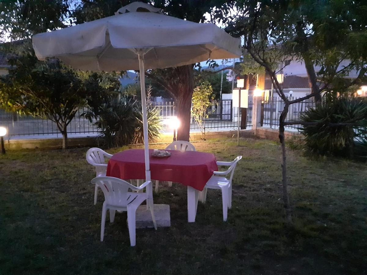 Apartament Polis΄ House Nea Nea Vrasna Zewnętrze zdjęcie